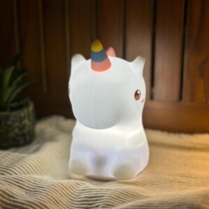 LIGHTNING RAINBOW UNICORN